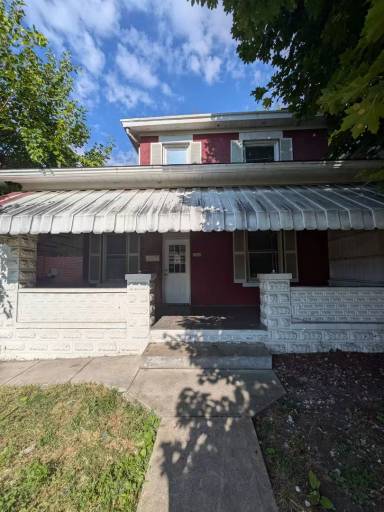 Main picture of 104 Fulton Pl