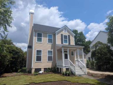 Main picture of 178 Brady St
