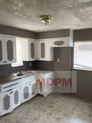 Main picture of 19352 Waltham St