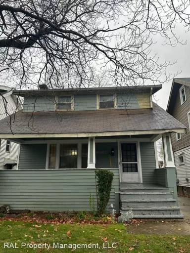 Main picture of 12718 Iroquois Ave