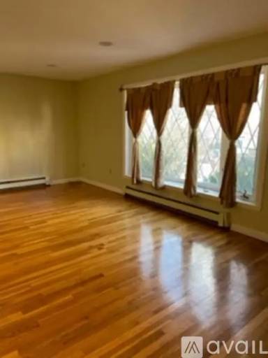 Main picture of 535 Dix St