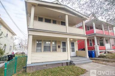 Main picture of 3043 W 106th St