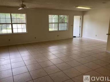 Main picture of 255 Brackin St