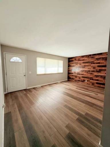 Main picture of 685 Crabapple Ln