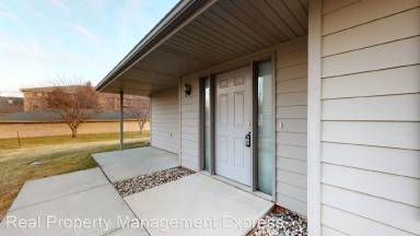 Main picture of 5200 S Baneberry Ave