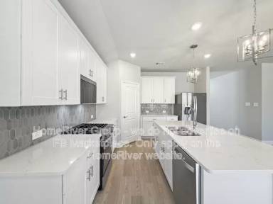 Main picture of 2115 Dunbar Dr