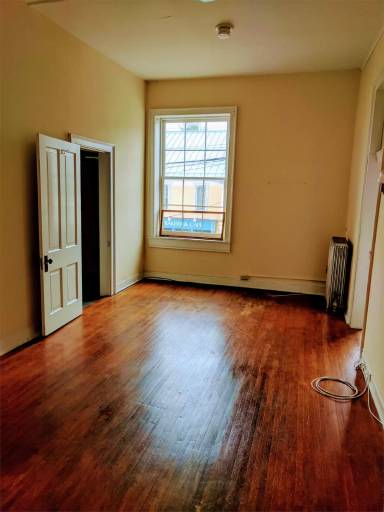 Main picture of 3 Potomac St