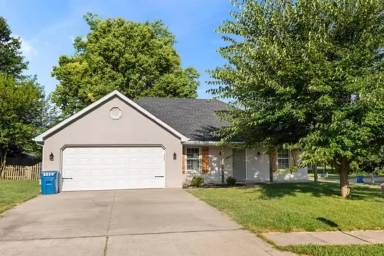 Main picture of 607 Winterway Dr