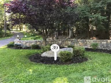 Main picture of 39 Hop Brook Rd