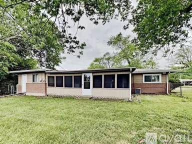 Main picture of 435 Springfield St