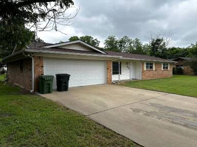 Main picture of 179 Weldon Dr