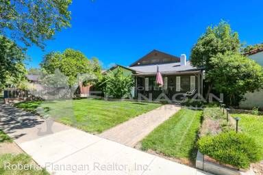 Main picture of 161 W 23rd St