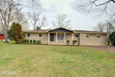 Main picture of 23021 Kennedy Rd