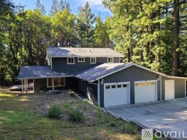 Main picture of 17265 Debbie Rd