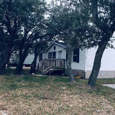 Main picture of 1800 N Live Oak St