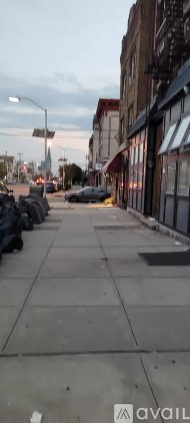 Main picture of 403 Avenue C