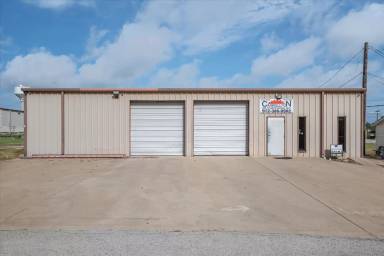 Main picture of 200 Cypress Street - 1