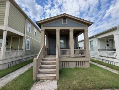 Main picture of 111 Saffarans Ave