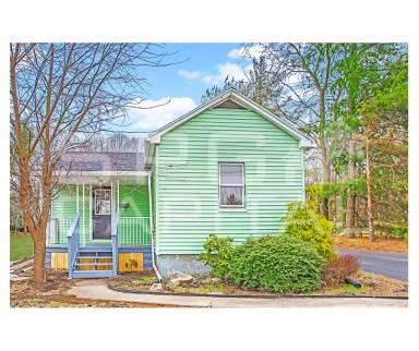 Main picture of 324 Northfield Ave