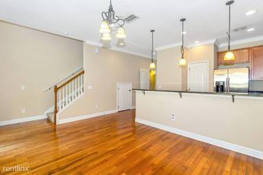 Main picture of 1773 Indiana Ave