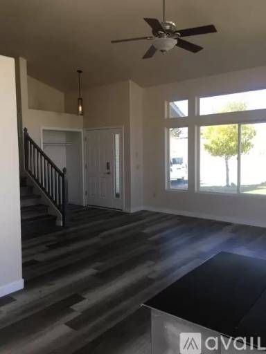 Main picture of 158 Cascade Dr