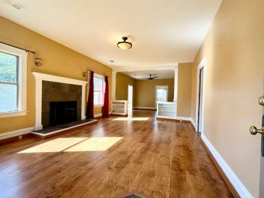 Main picture of 2604 H St
