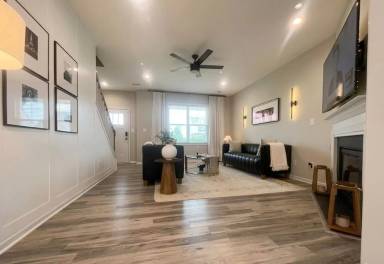 Main picture of 134 Chatfield Dr