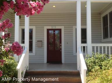 Main picture of 211 Bachman Ave
