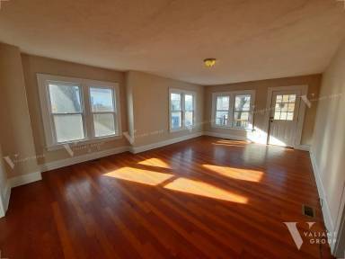 Main picture of 1012 S Fort Ave