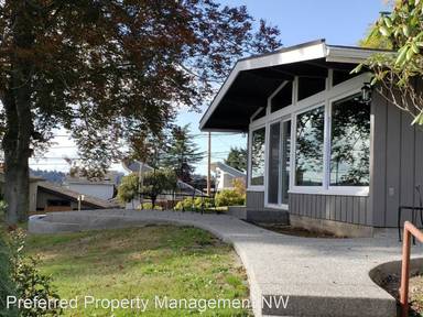 Main picture of 11403 N Lakeshore Dr