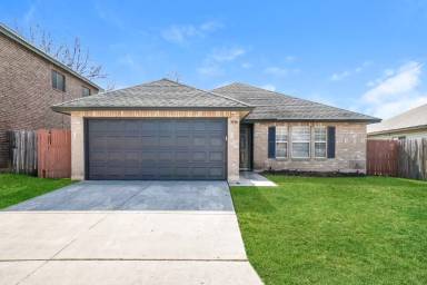 Main picture of 5146 Erickson Blf