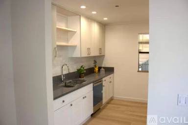 Main picture of 350 W Loraine St