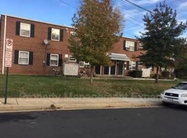 Main picture of 1839 N Dinwiddie St
