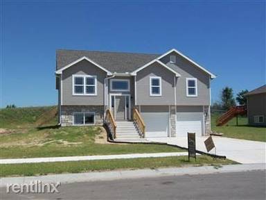 Main picture of 2718 Hackberry Dr