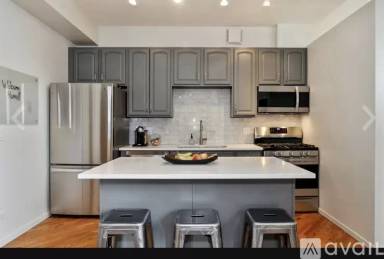 Main picture of 1307 S Wabash Ave