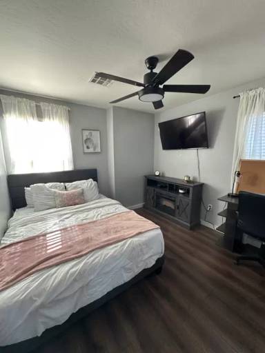 Main picture of 7028 W Midway Ave