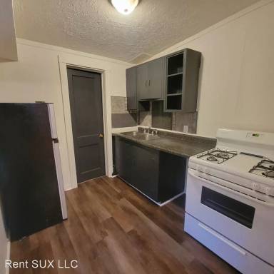 Main picture of 905 19th St