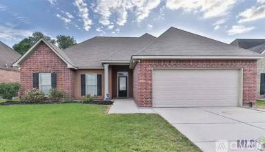 Main picture of 17103 Jamestowne Dr