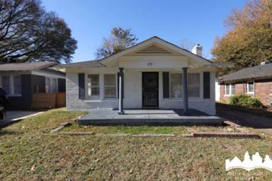 Main picture of 775 Moon St