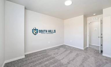 Main picture of 125 10th Ave W