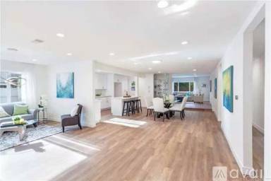 Main picture of 6087 Lake Nadine Pl
