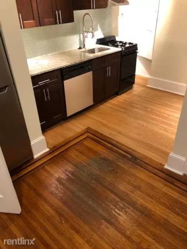 Main picture of College Manor Apartments