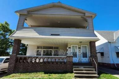 Main picture of 4684 E 88th St