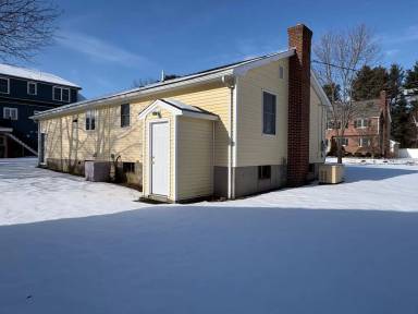Main picture of 3 Edwards Rd
