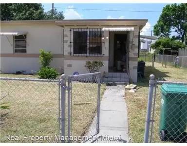 Main picture of 1076 NW 74th St