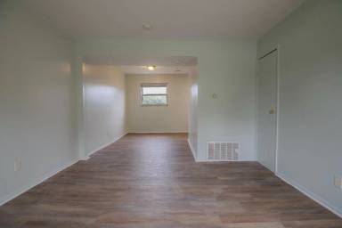 Main picture of Crestwood Village