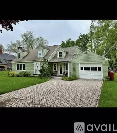 Main picture of 14 Oakley St