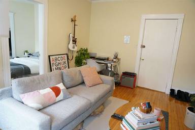 Main picture of 1681 Commonwealth Ave