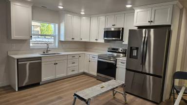 Main picture of 146 N Main St