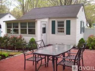 Main picture of 49 Cottage Rd